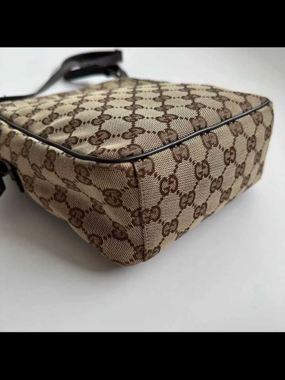 Gucci Tan/Brown GG Monogram Messenger Bag